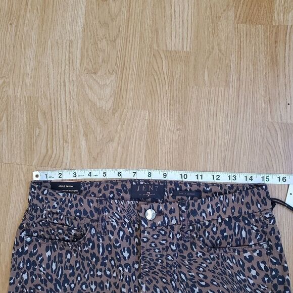 Jen7 Animal Printed Ankle Skinny Jeans - Picture 9 of 16